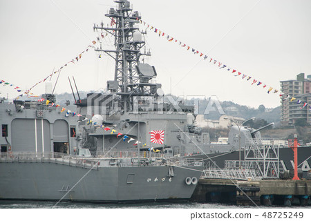橫須賀市,我第一次乘坐遊輪從海灣內觀看軍艦。 橫須賀市,我第一次乘坐遊輪從海灣內觀看軍艦。 48725249