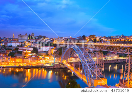 Dom Luis Bridge, Porto skyline Dom Luis Bridge, Porto skyline 48731049