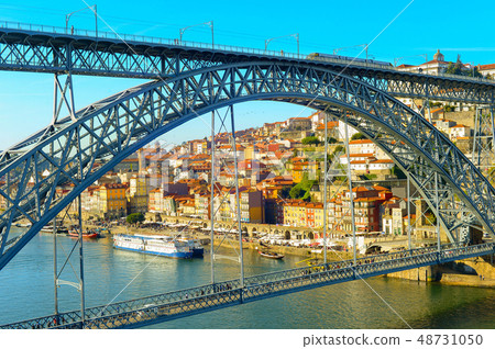 Porto oldtown, Dom Luis Bridge Porto oldtown, Dom Luis Bridge 48731050