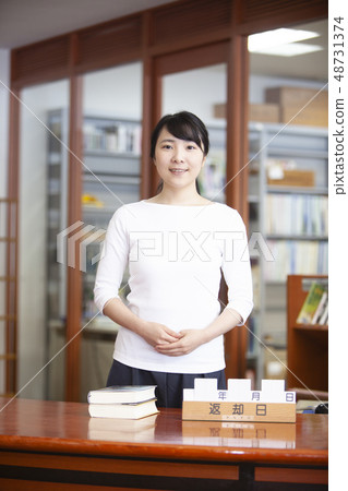 圖書管理員 48731374