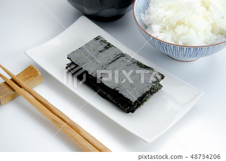 經驗豐富的紫菜海藻 48734206