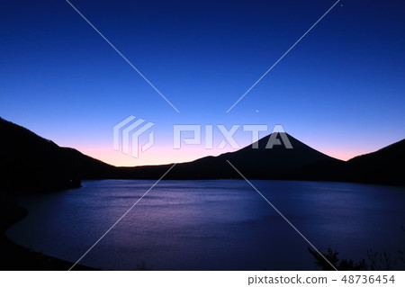 Mt. Fuji at dawn and lunar lump sum Mt. Fuji at dawn and lunar lump sum 48736454