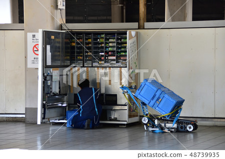 Supply operation of vending machine Supply operation of vending machine 48739935