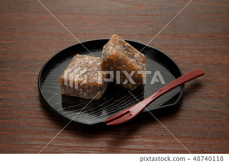 Yubeshi, a local sweet of Nihonmatsu City, Fukushima Prefecture 48740118