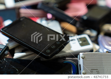 Urban Mine Small Appliances Recycling Law Mobile phone Sumaho Garakae Used Sumaho Junk 48741733