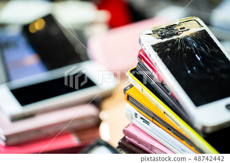 Urban Mine Small Appliances Recycling Law Mobile phone Sumaho Garakae Used Sumaho Junk 48742442