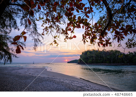 Sunset over the sea at Tarutao island, Thailand 48748665
