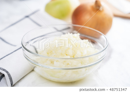 Onion 48751347