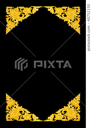 Pattern of wood carve gold paint for decoration on 48752150