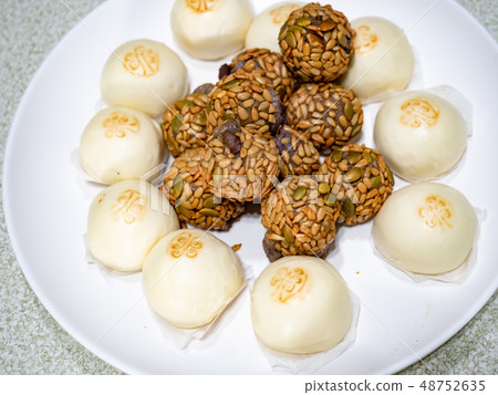 Asian food Steamed bun Asian food Steamed bun 48752635