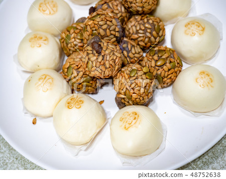 Asian food Steamed bun Asian food Steamed bun 48752638