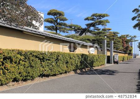 Nakatsu Universal Garden East Gate (entrance entrance) 48752834