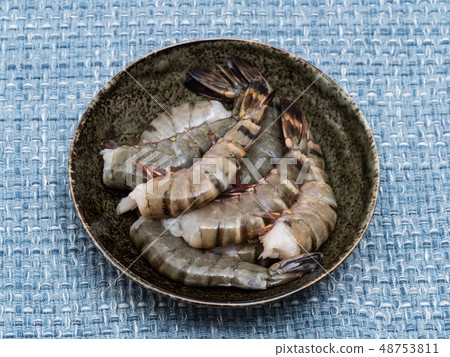 Raw shrimp black tiger 48753811