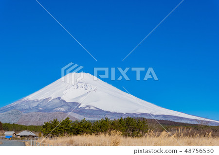 富士山冬季（3月） 48756530