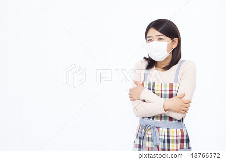 Housewife in her 30s Housewife in her 30s 48766572