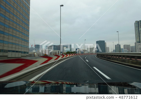 Speed on the Metropolitan Expressway Speed on the Metropolitan Expressway 48771612