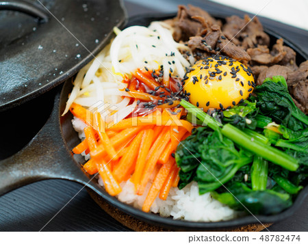 Bibimbap with skillet Bibimbap with skillet 48782474
