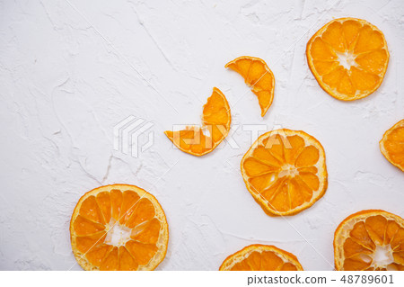 Collections of fresh Tangerines. tangerine slices, juice with leaves. Fruit composition. 050 Collections of fresh Tangerines. tangerine slices, juice with leaves. Fruit composition. 050 48789601