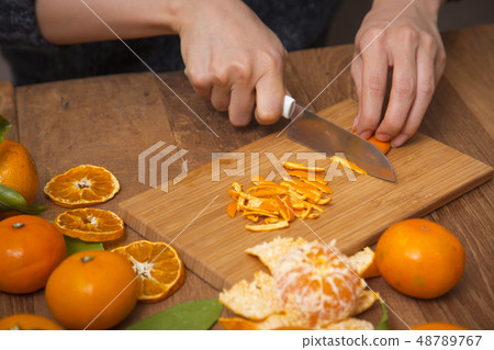 Collections of fresh Tangerines. tangerine slices, juice with leaves. Fruit composition. 036 48789767