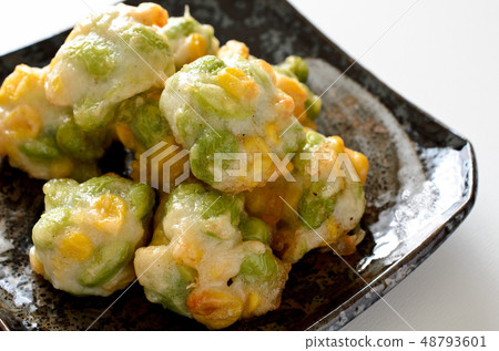 Sesame fried edamame and corn 48793601