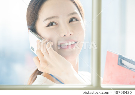 Female business woman 48798420