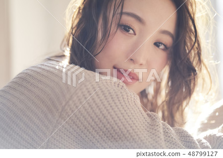Beautiful woman portrait 48799127