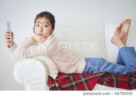 Beautiful woman lifestyle image Beautiful woman lifestyle image 48799395