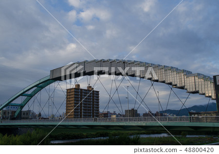 Mizuho Ohashi during repair 48800420