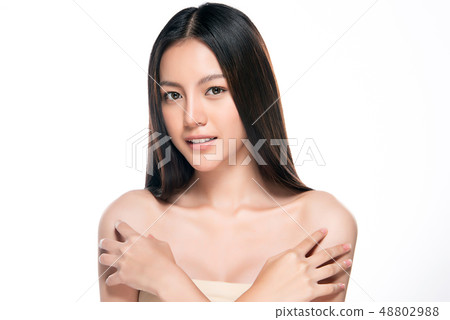Beautiful Young asian Woman with Clean Fresh Skin 48802988