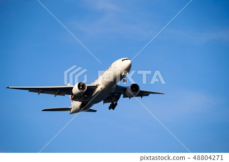 Aircraft landing 48804271