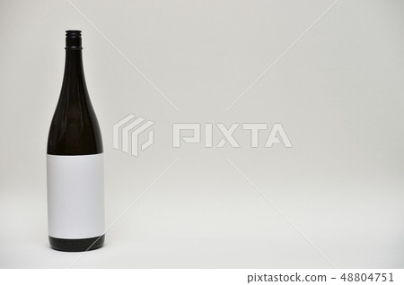 日本酒黑瓶 48804751