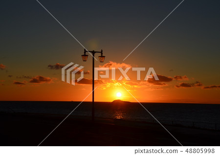 在北海道的夕陽 48805998
