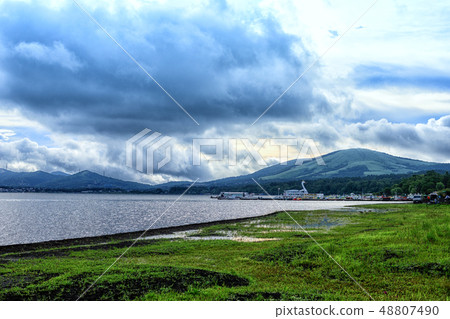 Lake Yamanakako by early morning 48807490