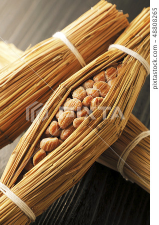 Straw natto Straw natto 48808265
