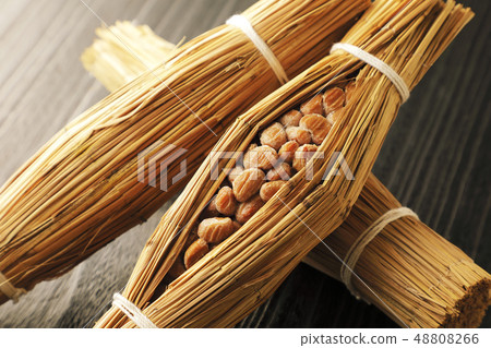 Straw natto Straw natto 48808266