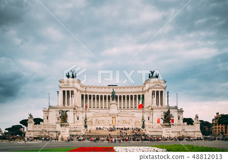 Rome, Italy. Altar Of The Fatherland Built In Honor Of Victor Emmanuel II. II Vittoriano 48812013
