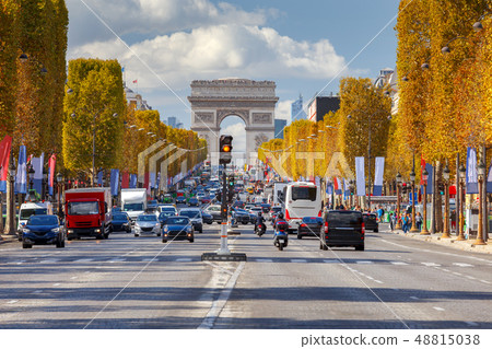 Paris. Avenue Champs Elysees. Paris. Avenue Champs Elysees. 48815038