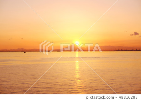 Fuji and the sun Fuji and the sun 48816295