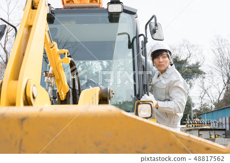 Heavy machine person Japanese 48817562