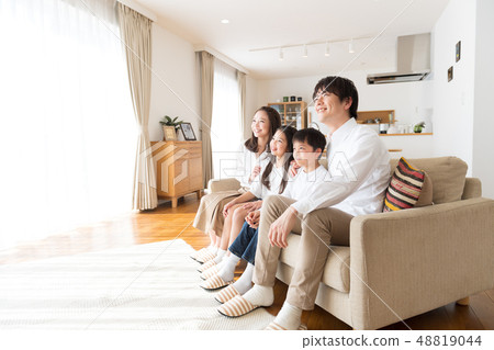 一家四口,父母和孩子,好朋友,家庭組 一家四口,父母和孩子,好朋友,家庭組 48819044