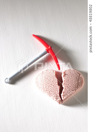 破碎的心離婚 破碎的心離婚 48819802