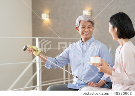 中間夫婦形象 48820968