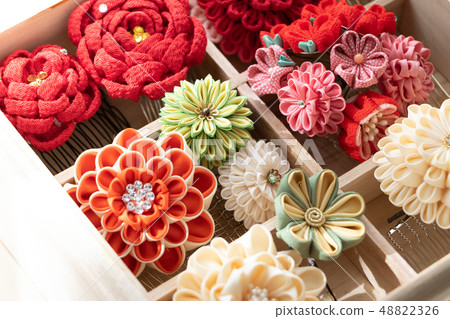 Kimono handicraft accessory 48822326