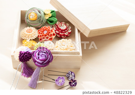 Kimono handicraft accessory 48822329