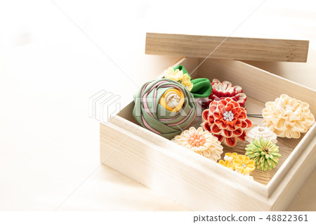 Kimono handicraft accessory 48822361