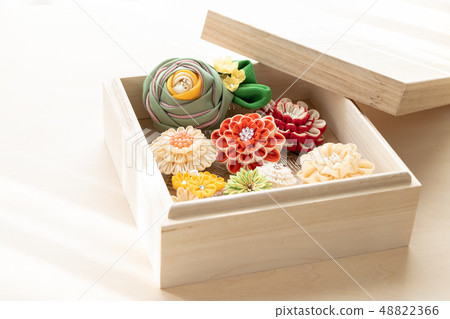 Kimono handicraft accessory 48822366