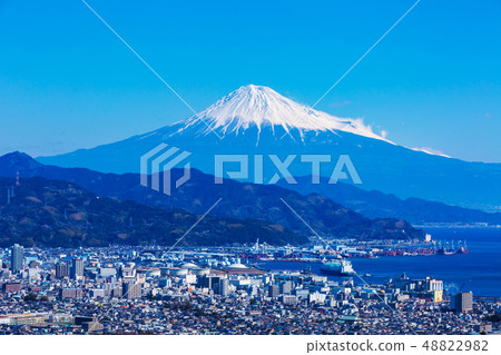 Mount Fuji  48822982