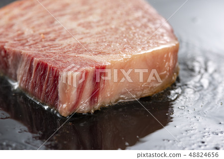 鐵板燒沙朗牛排 48824656