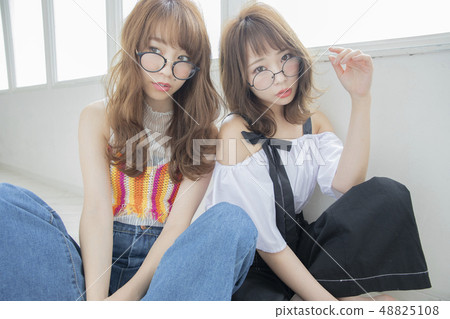 Female Portrait 2 Hair Type Eyeglasses 48825108