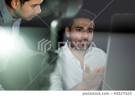 Asian businessman supervisor working with team 48825920